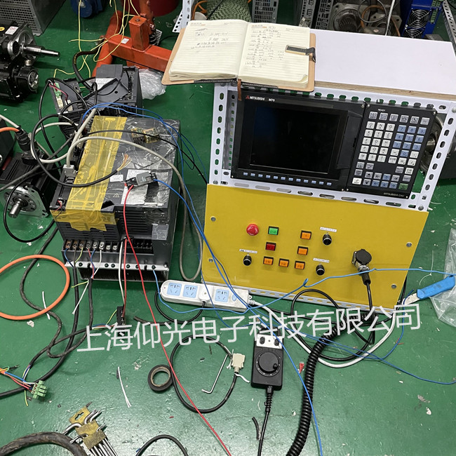 三菱M70數控系統維修報警 主軸報警顯示M01 0006 XYZ修理 可測試