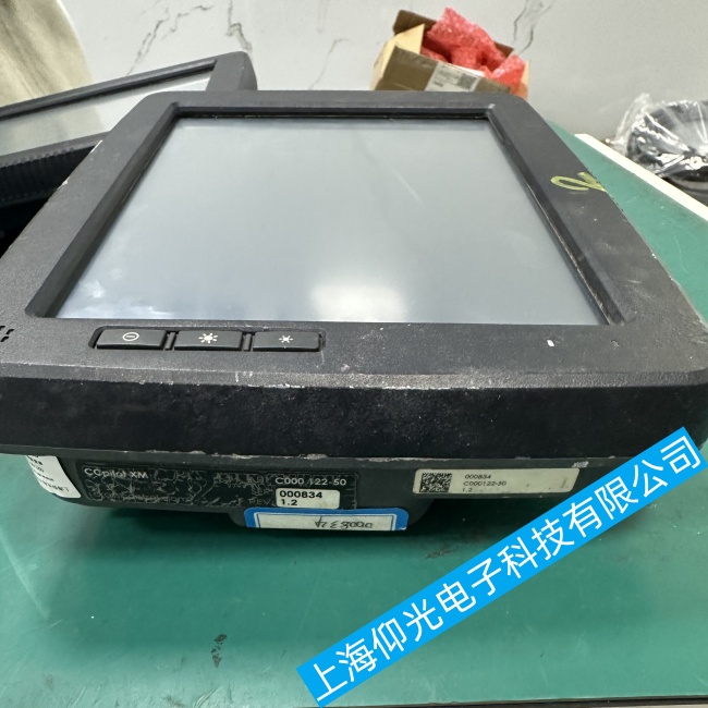 麥基嘉吊機操作屏C000 122-50無顯示或無法正常工作故障維修經驗分享